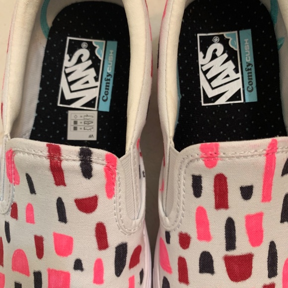 Custom Designed Vans - Picture 4 of 4